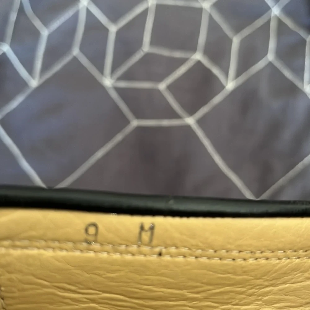 Neiman Marcus driving moccasins - Picture 4 of 5